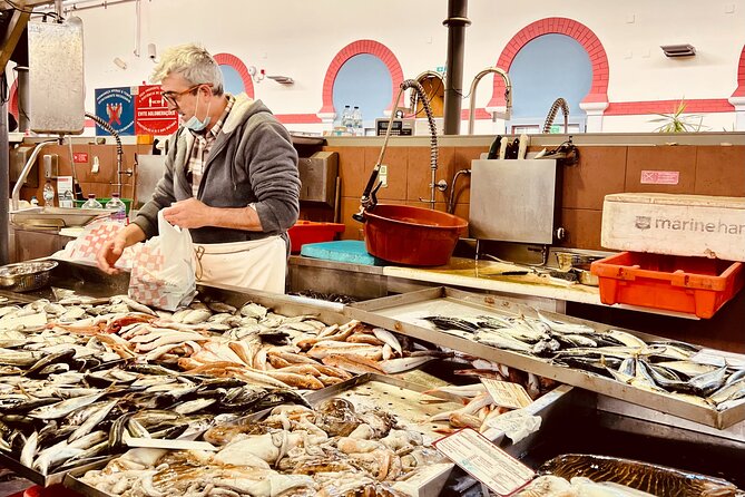 From Market to Table with Paula (Loulé) - Private Cookery Class - Sitting down to lunch with wine