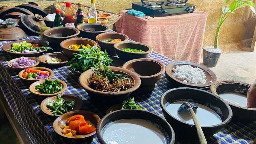 Galle: Cooking Class at a Local Home and Market Tour - The Meal: More Than a Single Curry