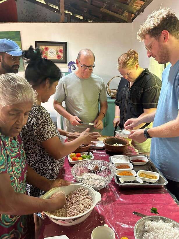Galle: Traditional Sri Lankan Cooking Class - Learning the role of spices, vegetables, and family recipes