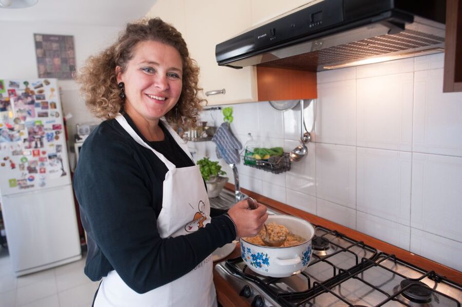 Genoa: Market and Cooking Class at a Local's home - Why this Genoa food experience feels different