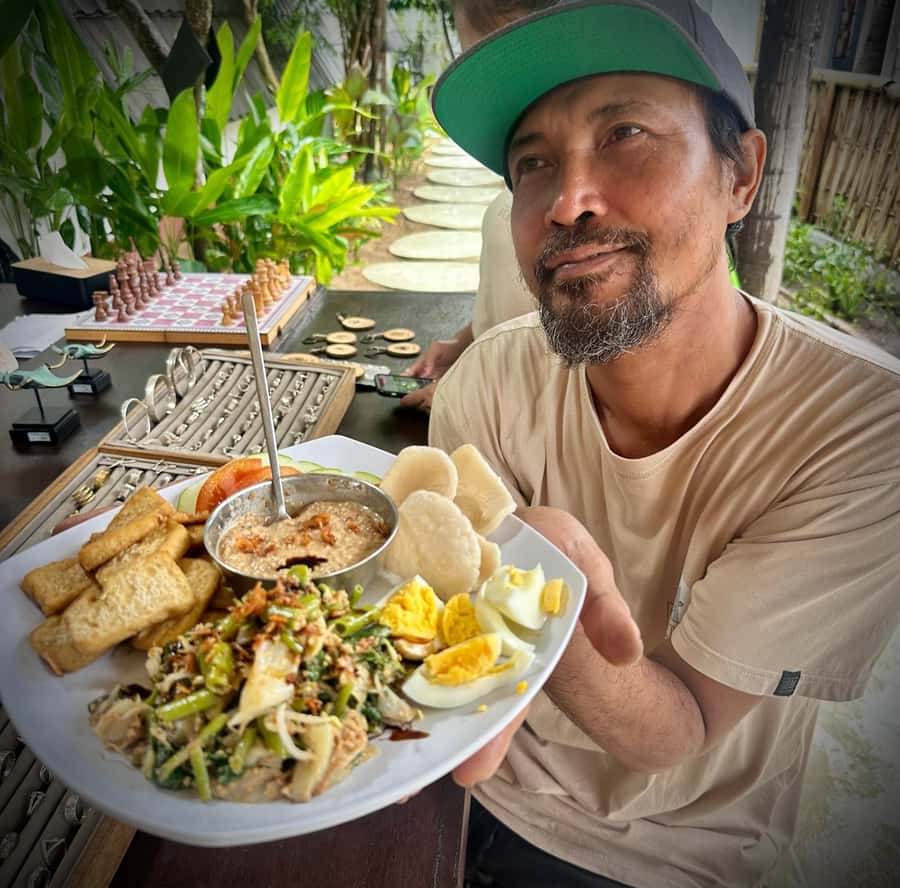 Gili air: Kaktus traditional cooking class - From cooking lesson to generous meal