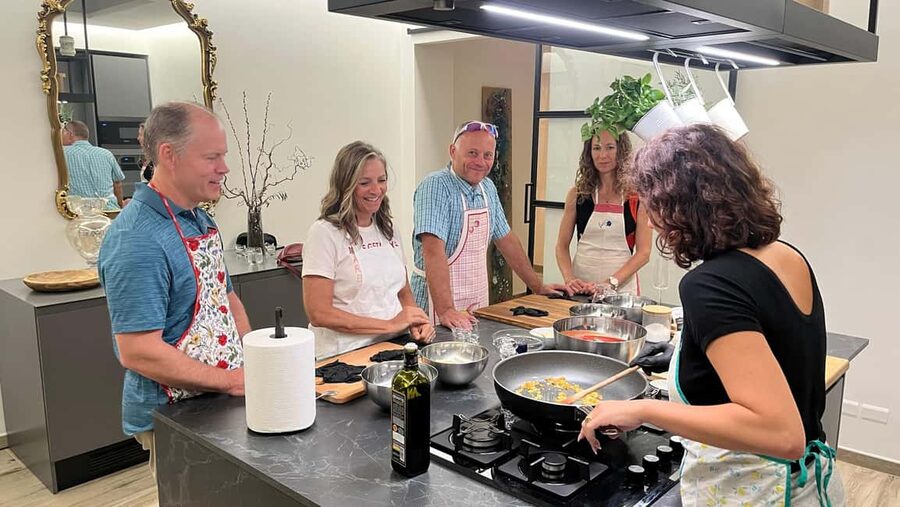 Gnocchi & Meatballs | Cooking class & dinner at my place - Why the six-person limit matters