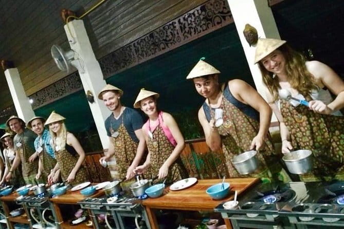 Half Day Chiang Mai Cooking Class and Market Taste Tour - What the $33.81 Price Includes