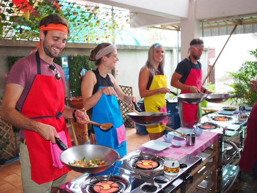 Half-Day Cooking Class with Market Tour - Starting with Chiang Mai pickup and a local market