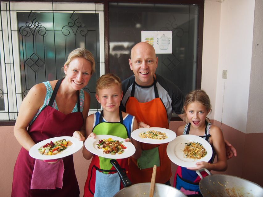 Half-Day Cooking Class with Market Tour - Morning or afternoon class?