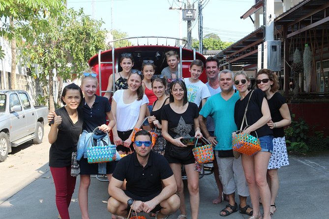 Half Day Evening Cooking Class with Market Tour in Chiang Mai - Choosing Your Menu Before the Knives Come Out