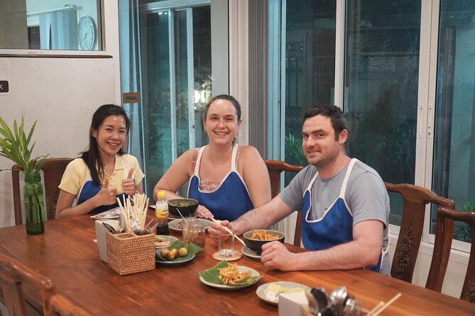 Half Day Guided Thai Cooking Class in Chiang Mai - Khao Soi Brings Chiang Mai to the Table