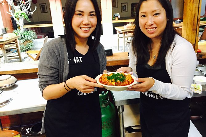 Half-Day Professional Mapo Tofu Cooking with a Local Market Visit - How the small group affects the experience