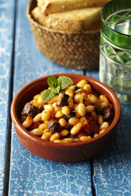 Half-Day Spanish Cooking Class & Boqueria Market Tour - Who should book this experience?