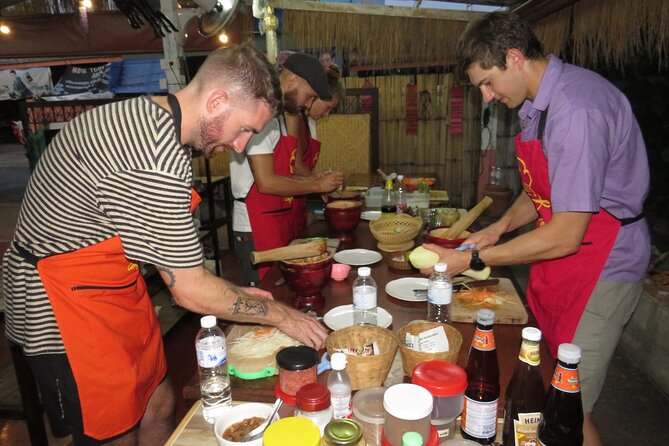 Half-Day Thai Cooking Class and Market Tour From Chiang Mai - Adjusting spice levels and dietary choices