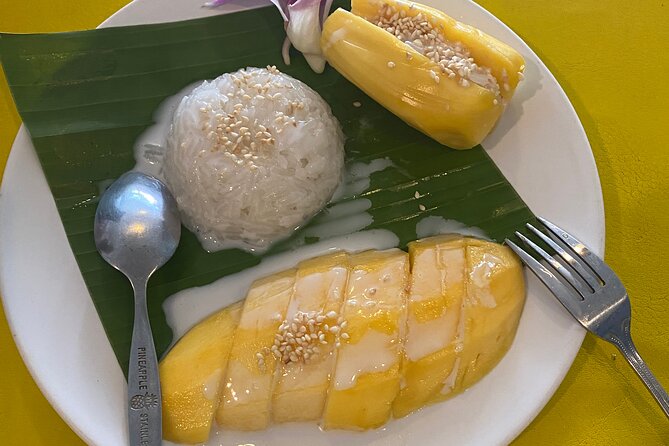 Half day Thai cooking Class + Market tour+Garden tour - The garden tour and the Thai ingredients behind the dishes
