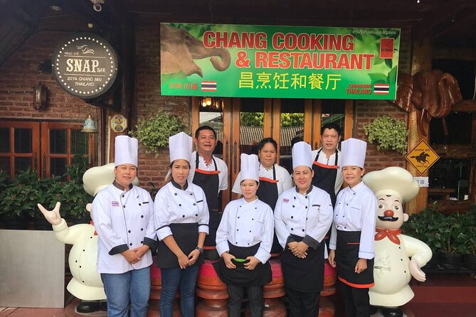 Half-Day Thai Cuisine Cooking Experience in Chiang Mai - Starting near Tha Phae Gate and Chiang Mai Gate