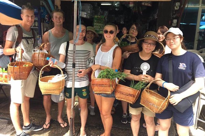 Hands on Thai Cooking Class and Market Tour - What you actually cook