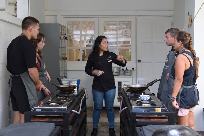 Hands-on Thai Cooking Class & Market Tour in Sukhumvit - Four dishes, with a different menu each day