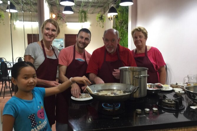 Hanoi Cooking Class and Market Tour in Ancient House - Sitting Down to Eat What You Made