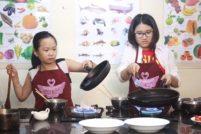 Hanoi Cooking Class and Market Tour in Ancient House - What the Chefs Do Best