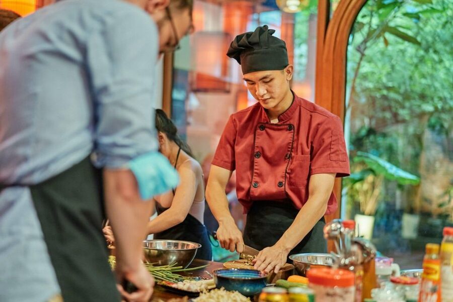 Hanoi’s Culinary: Authentic Cooking Class and Local Market - Why this Hanoi cooking class works well