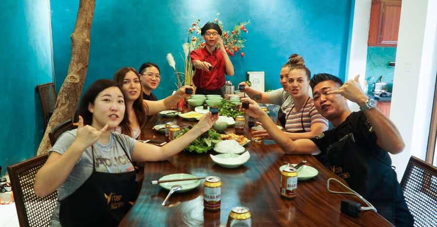 Hanoi: Vegan Vietnamese Cooking Class in a Local Villa - From Hanoi’s Old Quarter to the local market