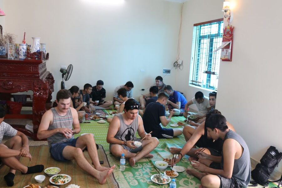 Hanoi: Village Farm Tour and Cooking Class with Lunch - Walking to the organic pig farm