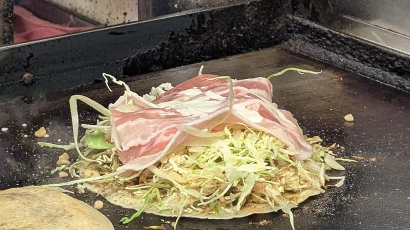 Hiroshima: Okonomiyaki Cooking Class with a Local Chef - Why Hiroshima okonomiyaki is different