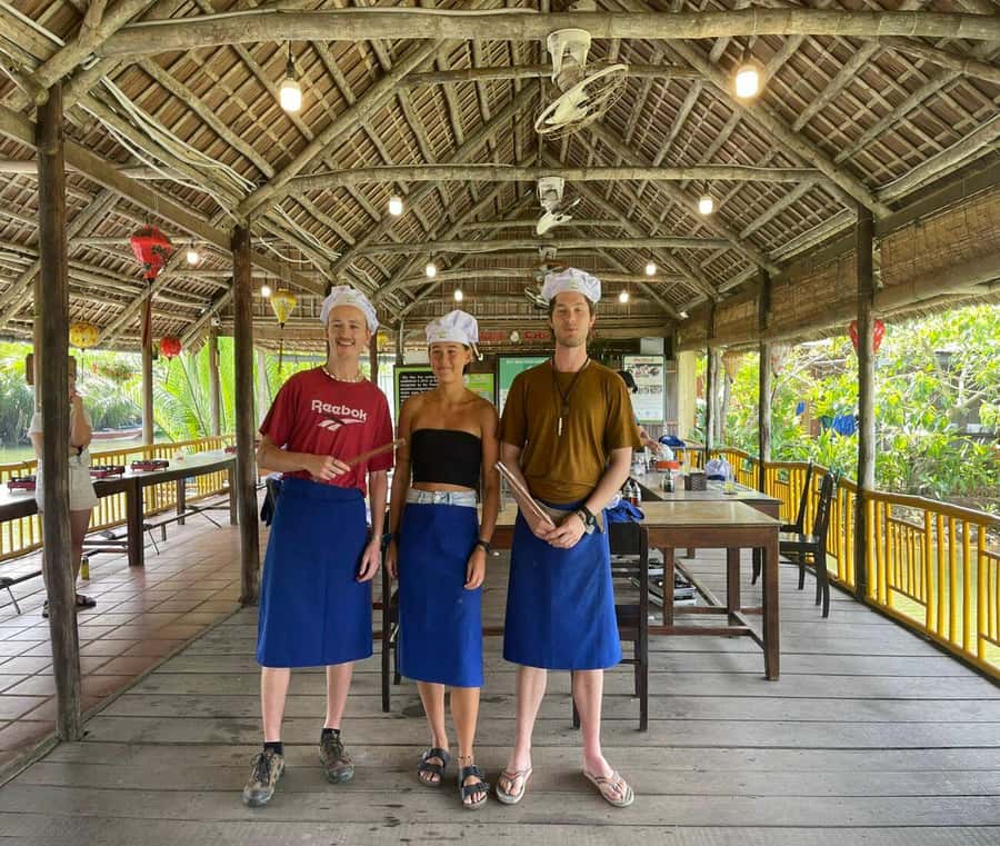 Hoi An: Bay Mau Cooking Class w/ Market & Basket Boat Option - Is $25 a good price?