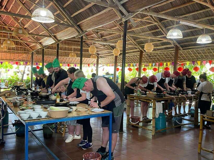 Hoi An: Cooking Class, Crab Fishing-Basket Boat, Market Tour - Starting at a local market in Hoi An