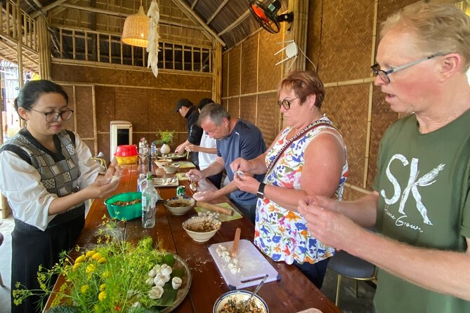 Hoi An Cooking Class - Traditional Chinese Dumpling - Making dumplings from dough to plate