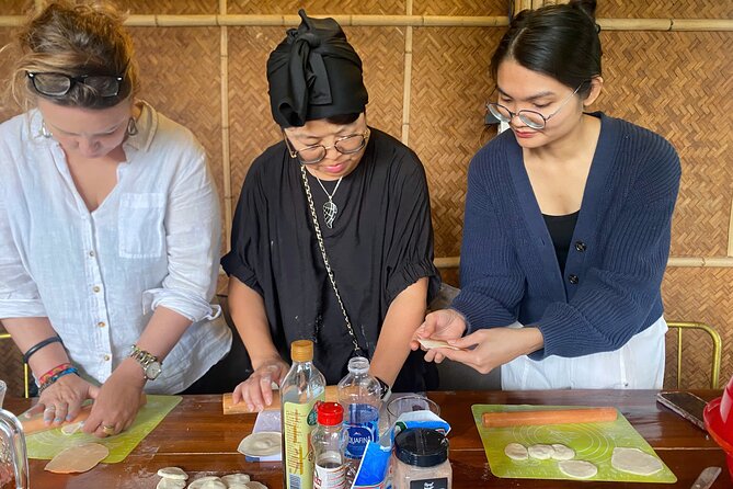 Hoi An Cooking Class - Traditional Chinese Dumpling - A garden tour that gives the meal some context
