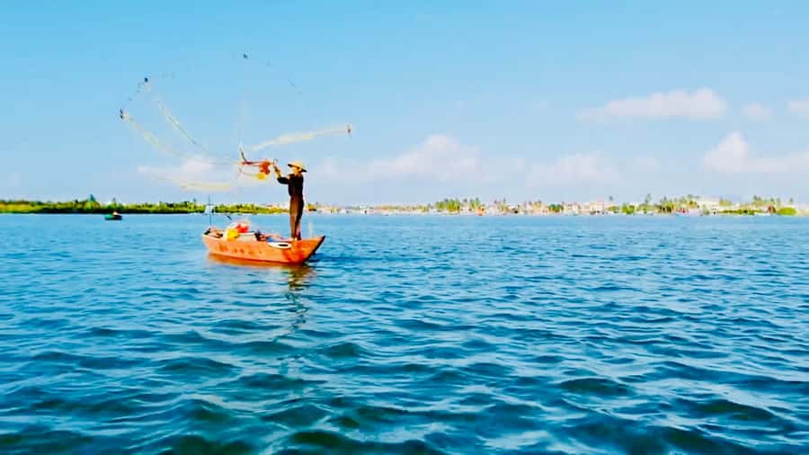 Hoi An : Cooking Class w Local Family and Basket Boat Ride - Crossing into Cam Thanh Coconut Village