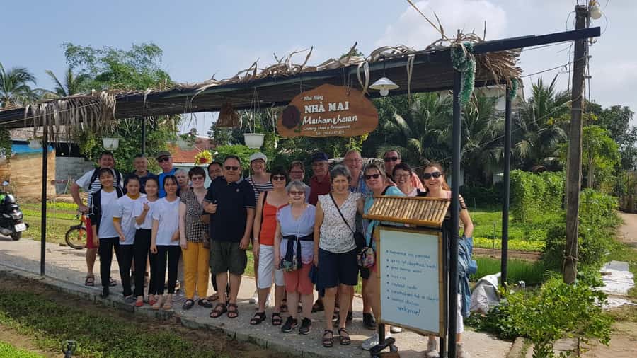 Hoi An Cooking Class With Market and Bamboo Basket Boat Tour - Starting at Hoi An’s neighborhood market