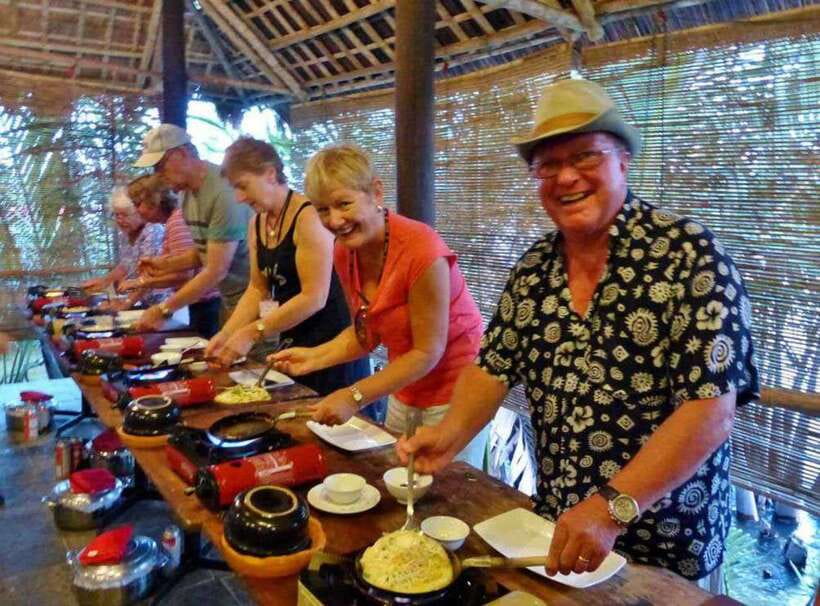 Hoi An: Eco Cooking Class with Market Trip and Basket Boat - Starting at the market in Hoi An