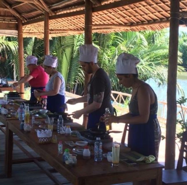 Hoi An: Evening Cooking Class with Locals in Herbs Village - Vegetarian, vegan, and other food needs