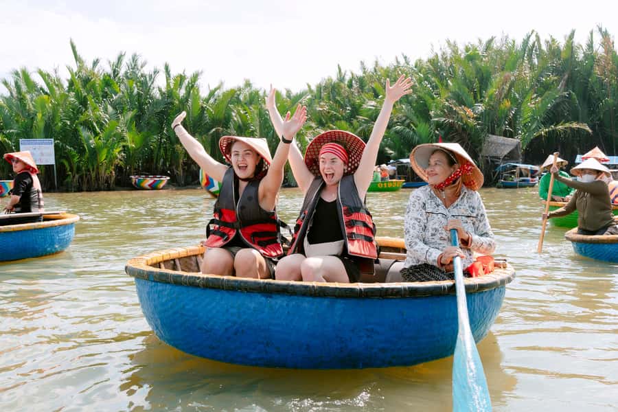 Hoi An: Lantern Making, Basket Boat, and Cooking Class - Timing, weather, and what to bring