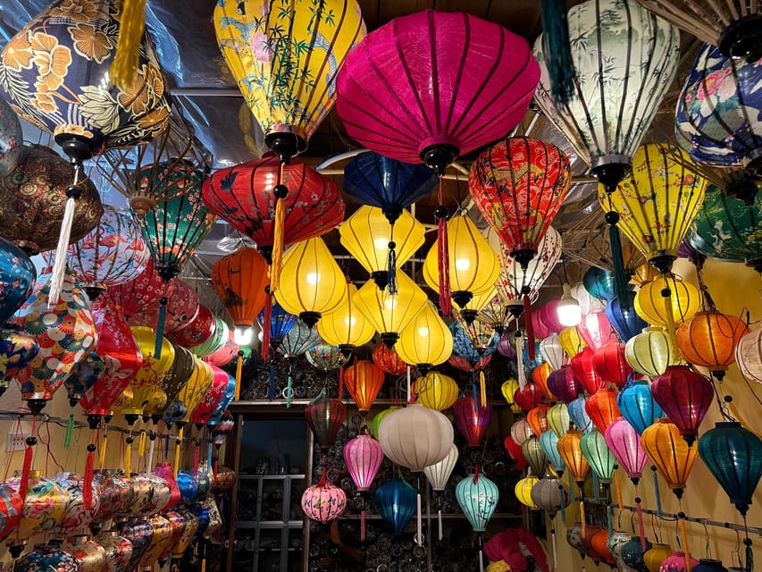 Hoi An: Lantern Making, Basket Boat, and Cooking Class - Guides make the difference