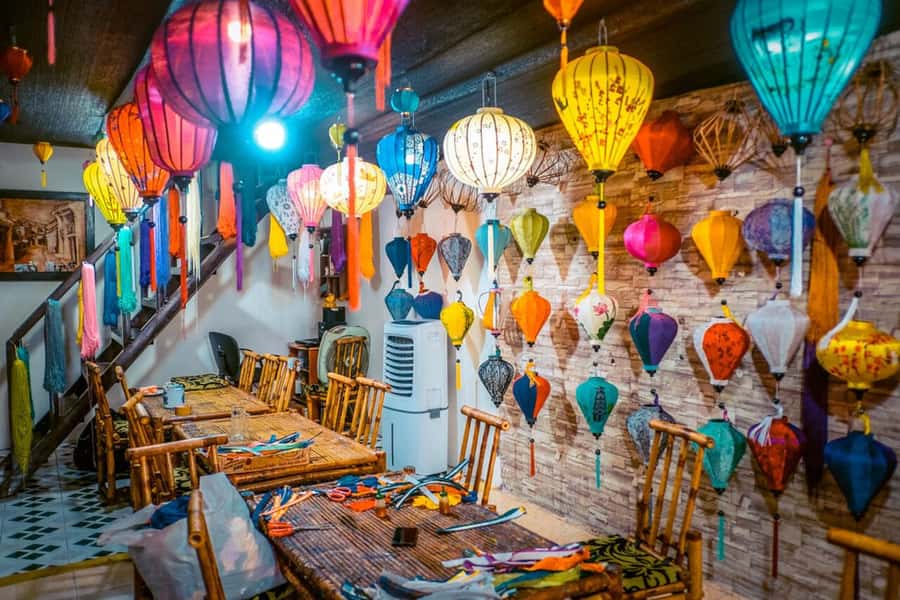 Hoi An: Lantern Making, Basket Boat, and Cooking Class - 8:25 am: Start at the meeting point