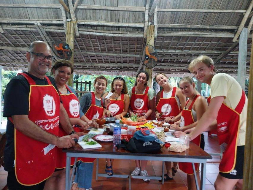 Hoi An Vegan Cooking School with Local Chef and Basket Boat - Cooking four Vietnamese vegan dishes