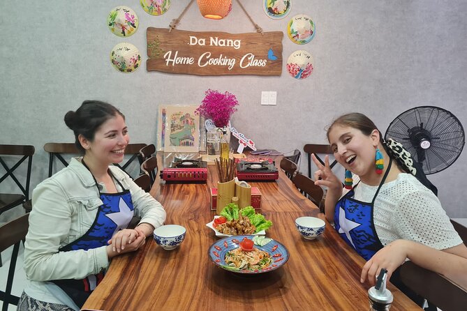 Home Cooking Class: Market, Garden and cooking 4 dishes - Han Market: start with ingredients, not recipes