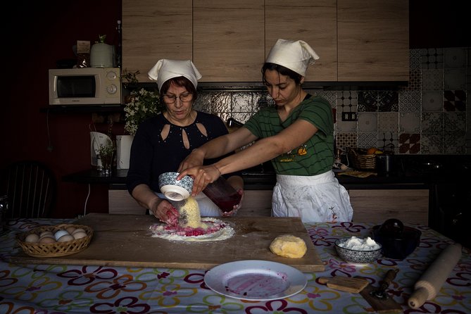 Homemade fresh pasta cooking class - Folding culurgiones the Sardinian way