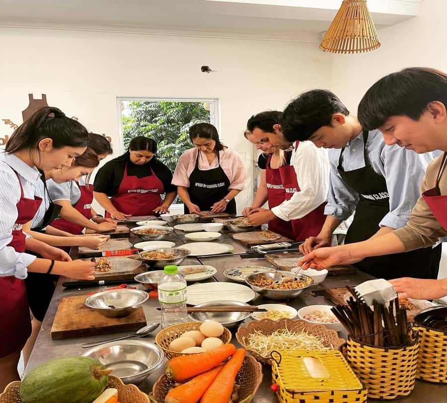 Hue: Home Vegan/Vegetarian Cooking Class with Local Girl - Arriving at W-Factory in Thuy Xuan