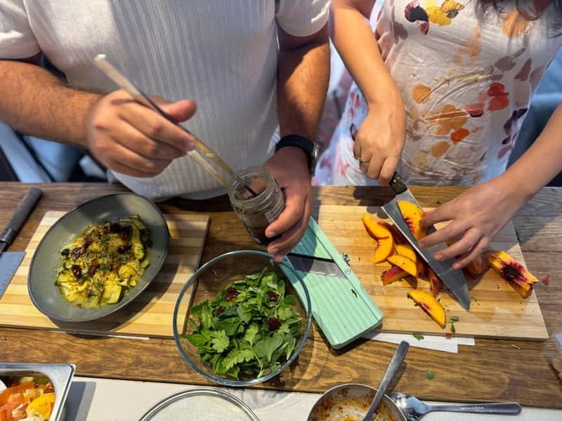 Istanbul: Turkish Cooking Class with a Professional Chef - Key points before you book