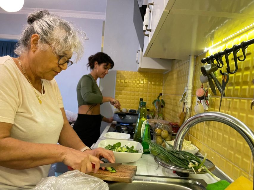 Istanbul: Vegan/Vegetarian Cooking Class with Locals at Home - Why the Plant-Based Angle Matters in Istanbul