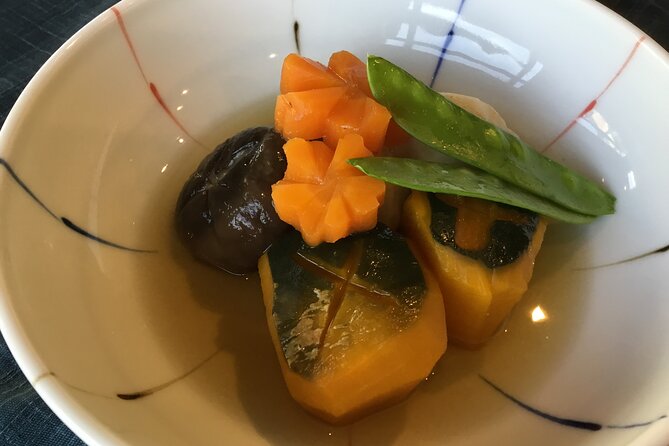 Izakaya Style Cooking Class - Cooking Six Dishes With Help Along the Way