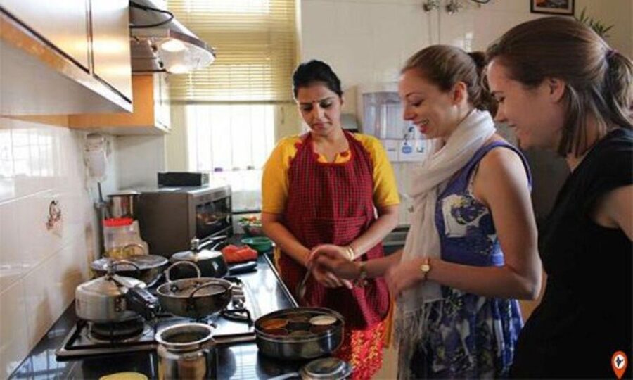 Jaipur: Cooking class at the host family's house for 3 hours - Preparing Traditional Dishes From Scratch