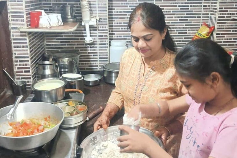Jaipur: Cooking Class with a Local Family - Arriving at a Jaipur family home
