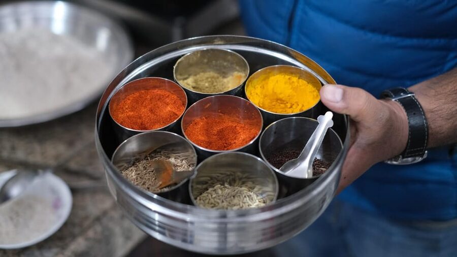 Jaipur: Interactive Cooking Class with a Local Family - Sitting down for the meal