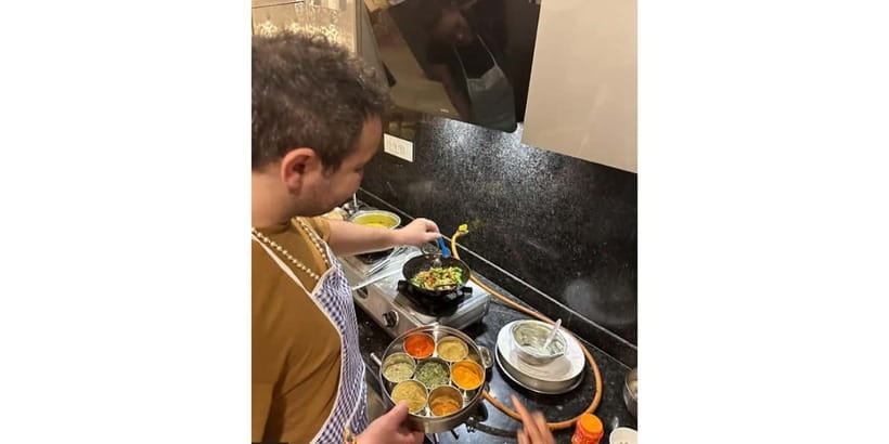 Jaipur: Traditional cooking class and storytelling session - Arriving near Science Park in Shastri Nagar
