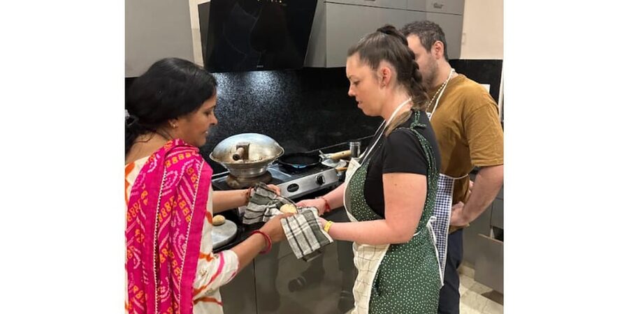 Jaipur: Traditional cooking class and storytelling session - Cooking wheat, lentils, millets, and spices
