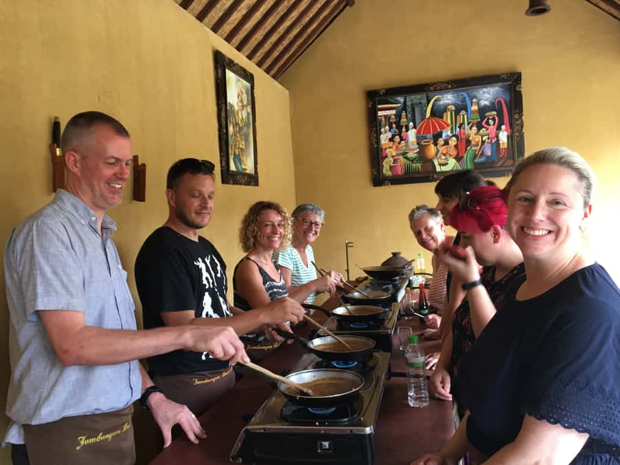 Jambangan bali cooking class with morning market tour - Is $27 good value?