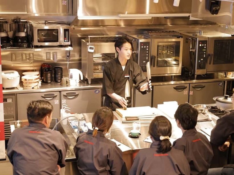 Japanese Knife Skills & Tuna Don/Sushi Workshop in Tokyo - What the $127 price really includes