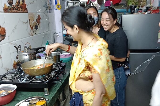 Jodhpur Private Cooking Class With Family - The first lesson: masala chai and roasted papad